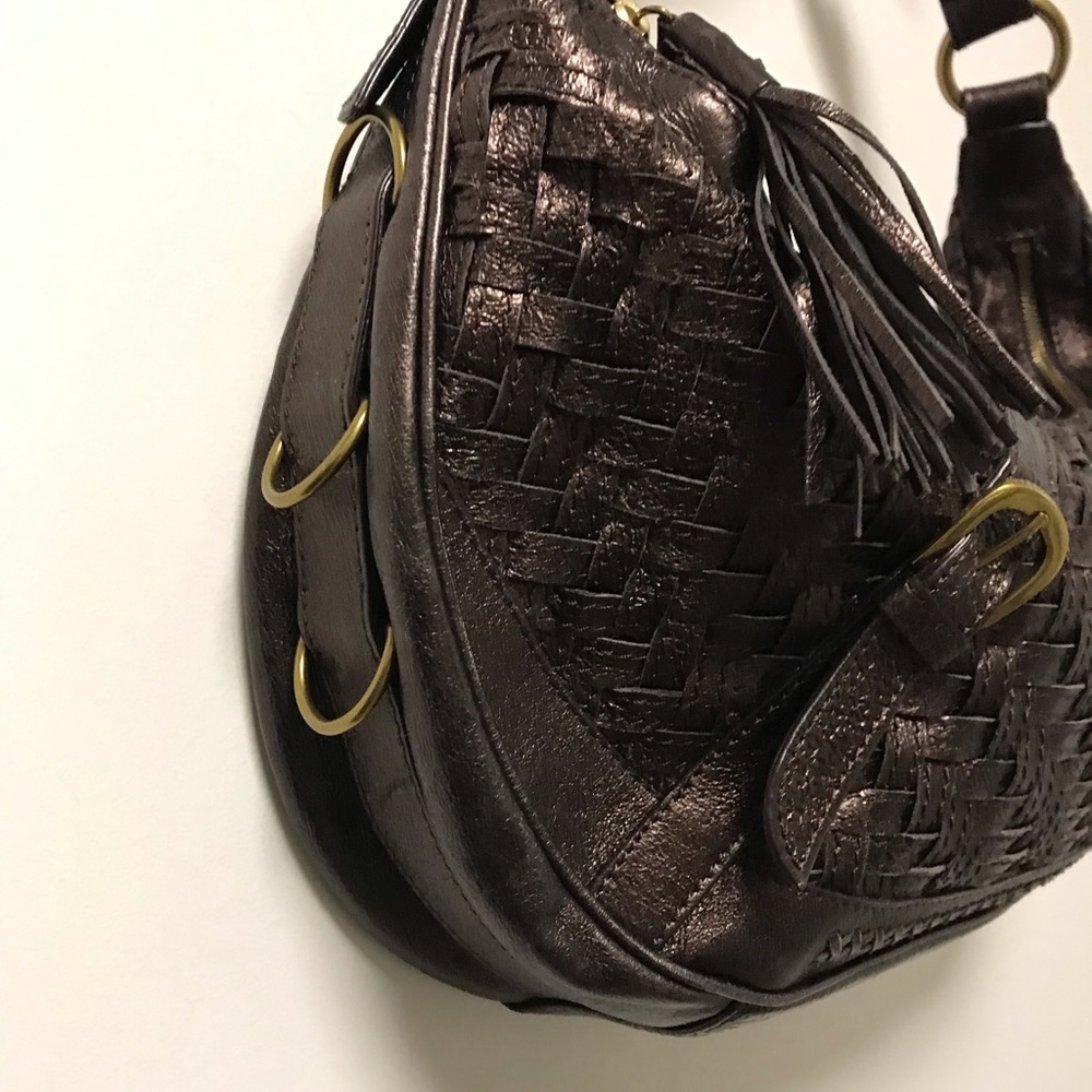 Pretty Purple Brass Weave Accented Crescent Shaped Bag! - Picture 13 of 16